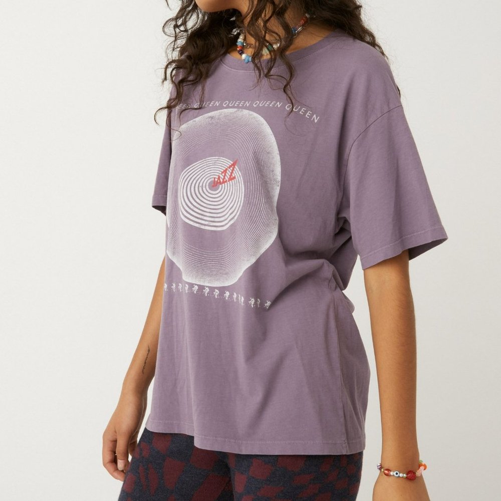 Queen Jazz Boyfriend Tee